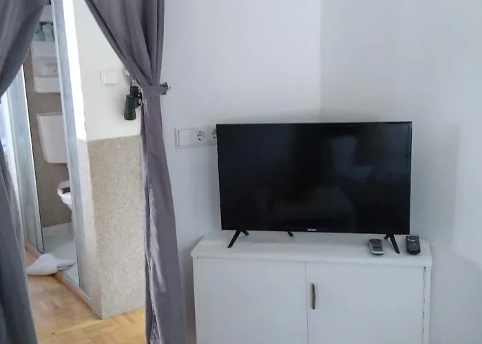 Tiny House Campsite Mellen